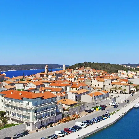 Appartement Olga-2 By Interhome