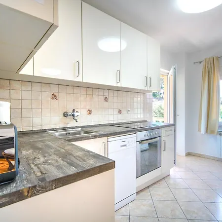 Olga-2 By Interhome Apartman Banjol