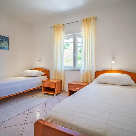 Olga-2 By Interhome * Banjol