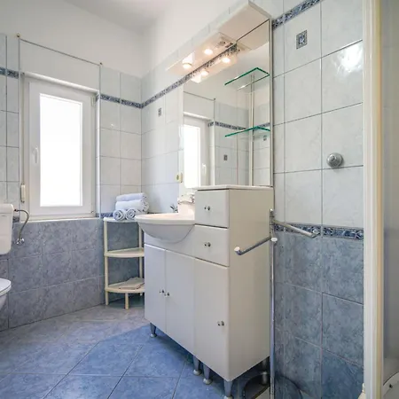 Appartement Olga-2 By Interhome Banjol