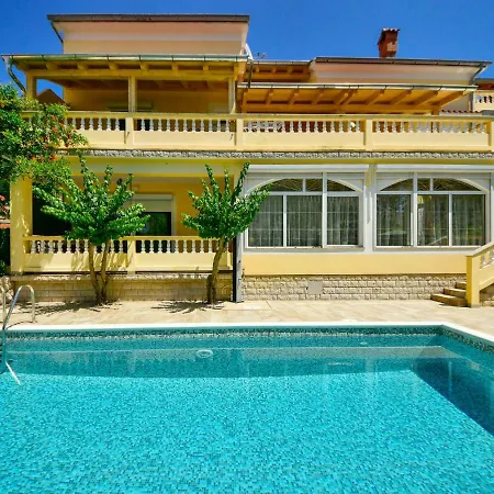 Apartman Olga-2 By Interhome *